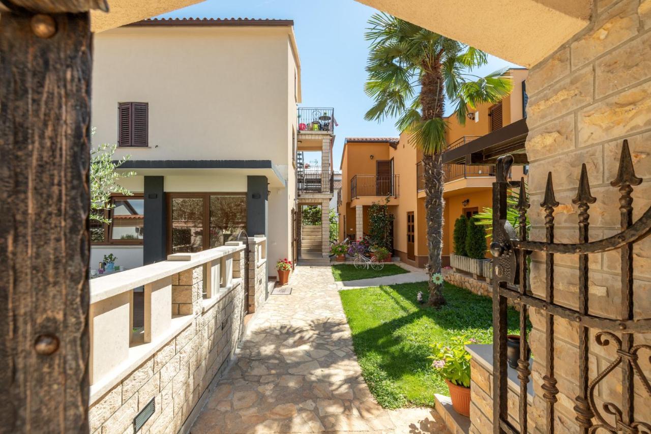 Apartments Nono Porec Exterior photo