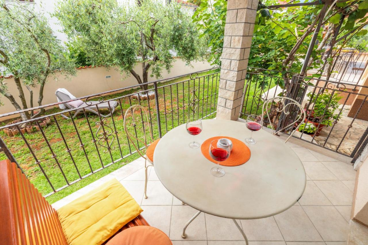 Apartments Nono Porec Exterior photo